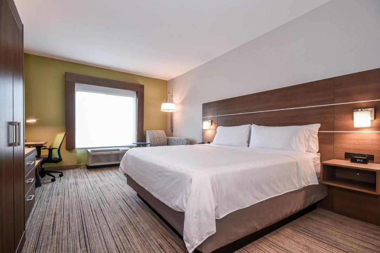 Holiday Inn Express Charlotte Southeast - Matthews By Ihg Екстериор снимка